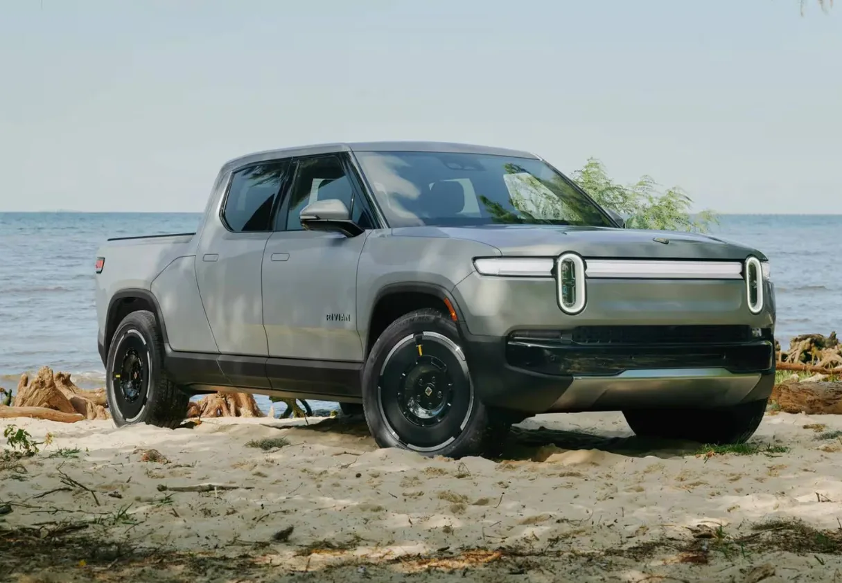 مراجعة Rivian R1T: التحديثات الجديدة تُعزز الأداء وتجعلها أكثر ابتكارًا