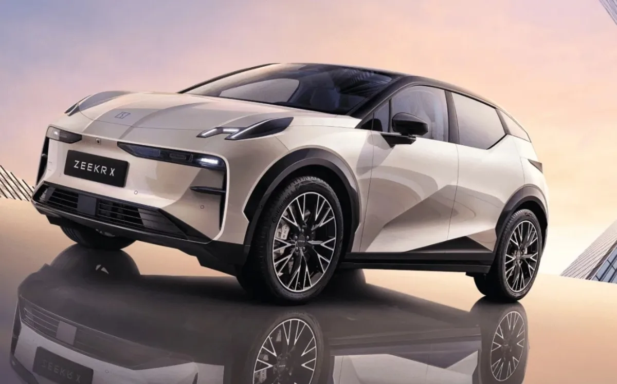 Zeekr تكشف عن خططها لإطلاق سيارات هجينة جديدة في 2025
