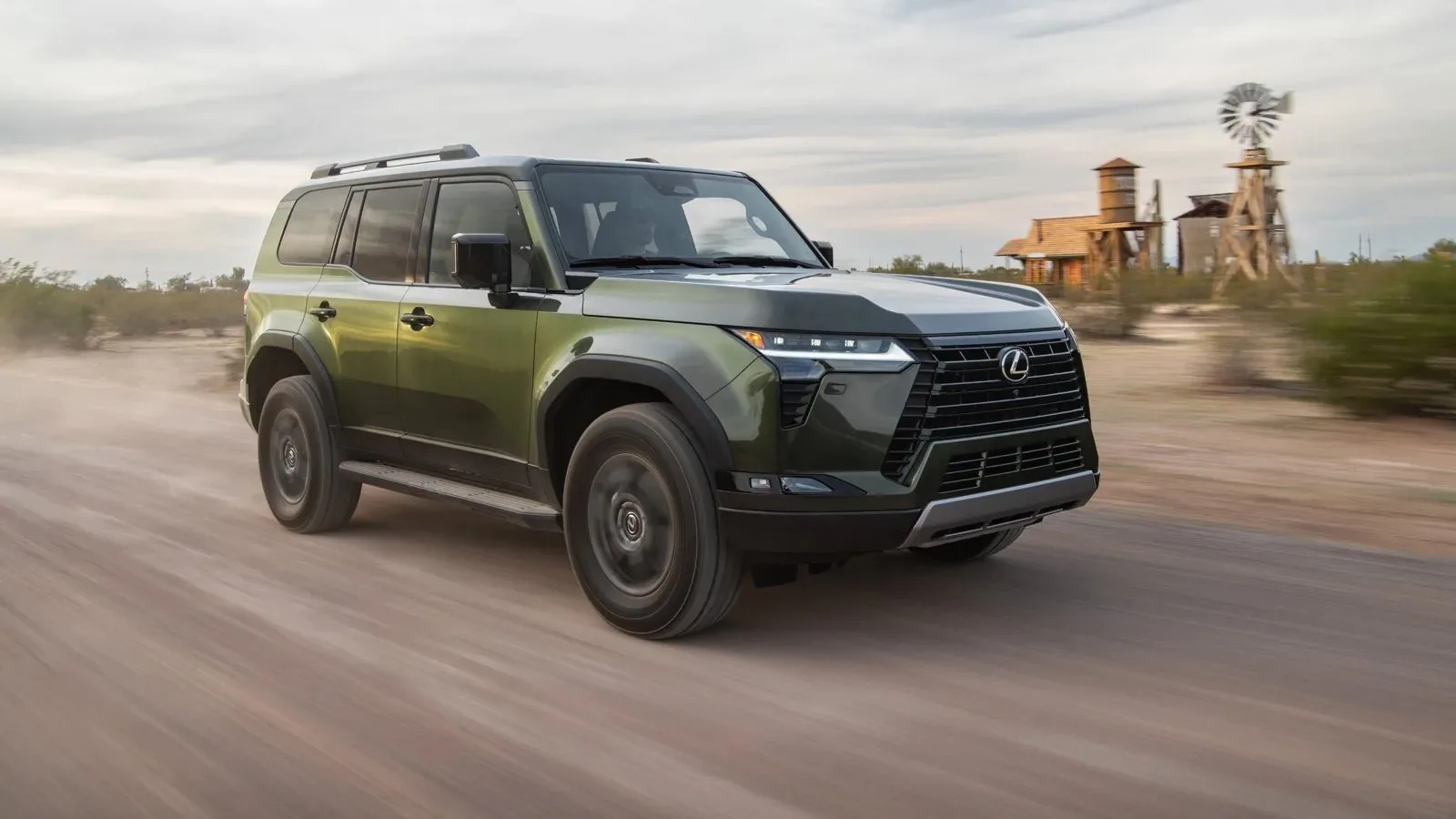لكزس GX: أفضل سيارة SUV لعام 2024