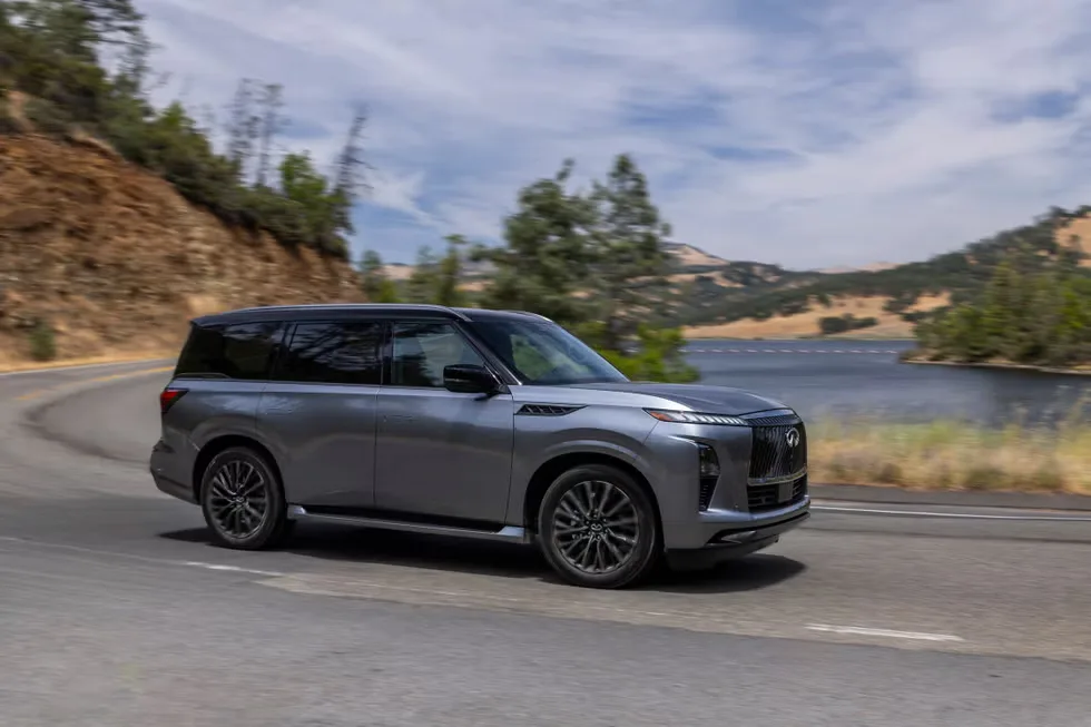 إنفينيتي QX80 الجديدة بالكامل