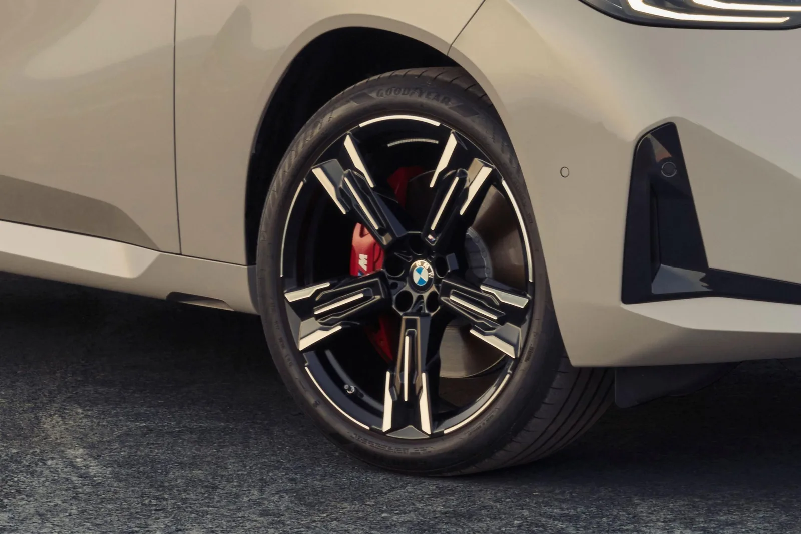 BMW X3 الجديدة 2025 كلياً