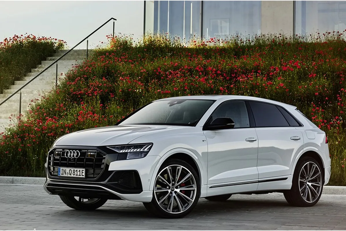مراجعة أودي Q8 TFSI e quattro الهجينة