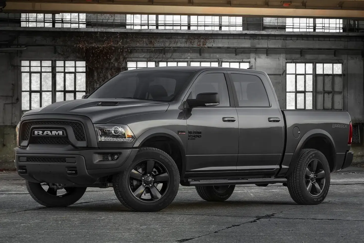 رام تودّع طراز كلاسيك 1500 ومحركها HEMI فائق الأداء