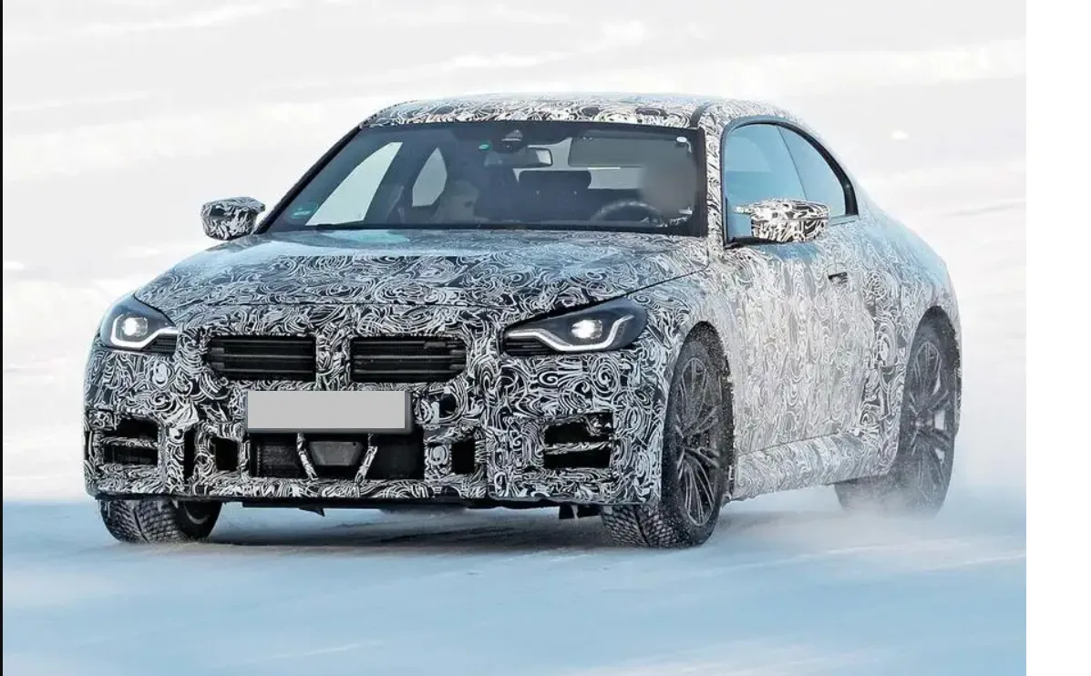 تقارير: سيارة BMW M2 CS ستأتي بقوة 525 حصان
