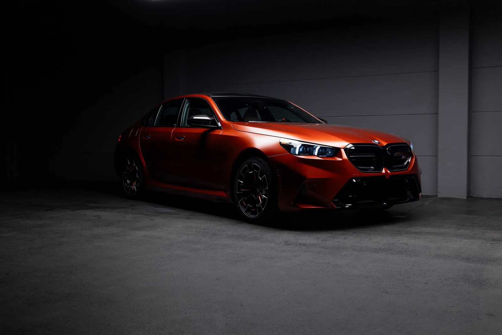 نسخة فريدة من BMW M5 موديل 2025 سيتم عرضها في مزاد خيري