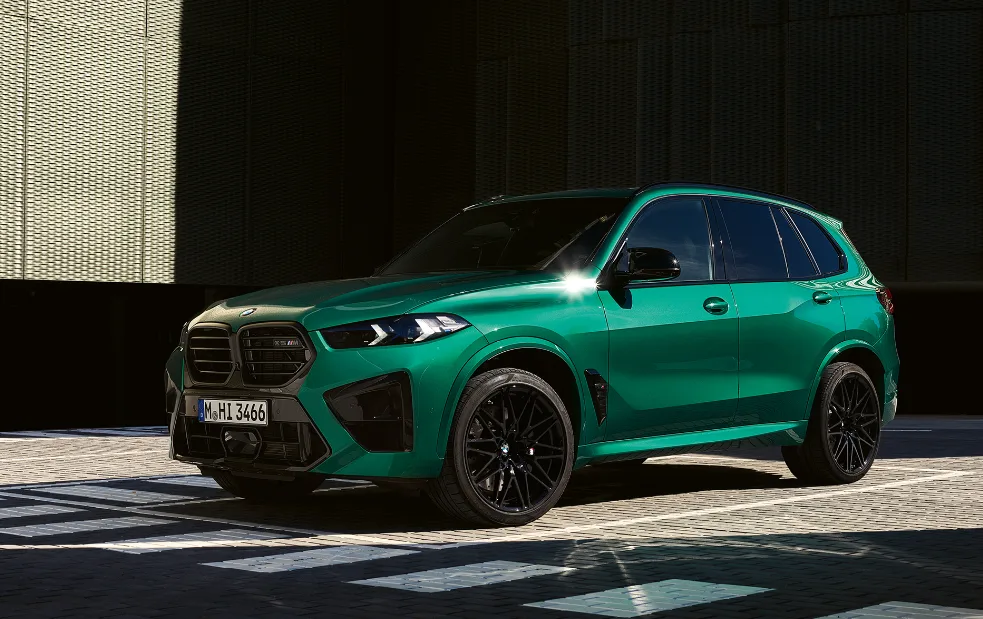 أقوى سيارات الدفع الرباعي V8 التي يمكنك شراؤها في عام 2024