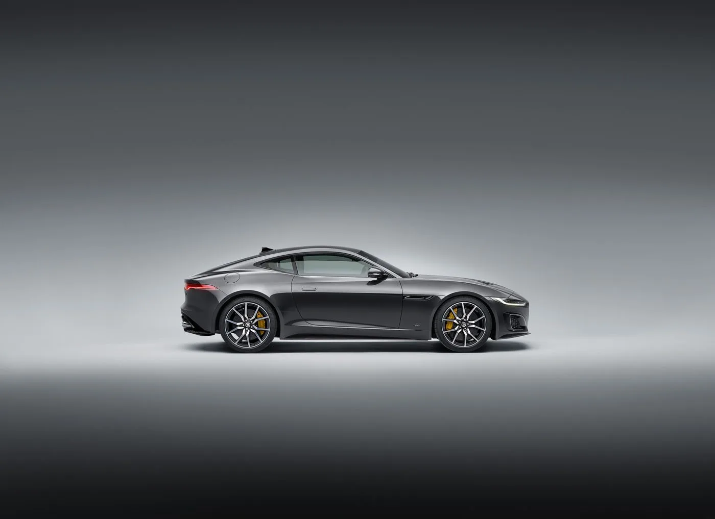 جاكوار تحتفظ بآخر نسخة من F-Type في مجموعتها التراثية