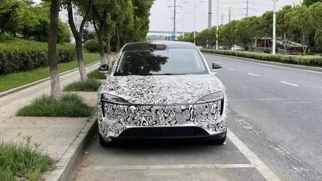 سيارة هواوي الـ SUV الكوبيه الجديدة