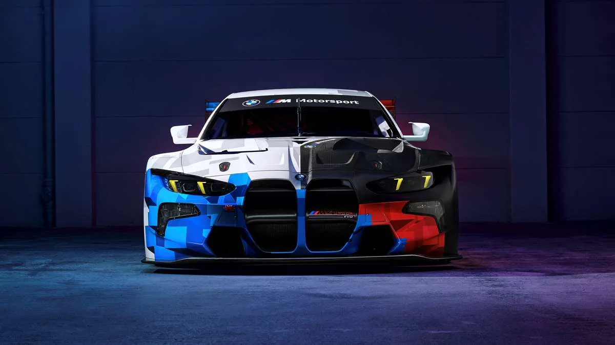 ترقيات جديدة لبي إم دبليو M4 GT3 EVO لموسم سباقات 2025
