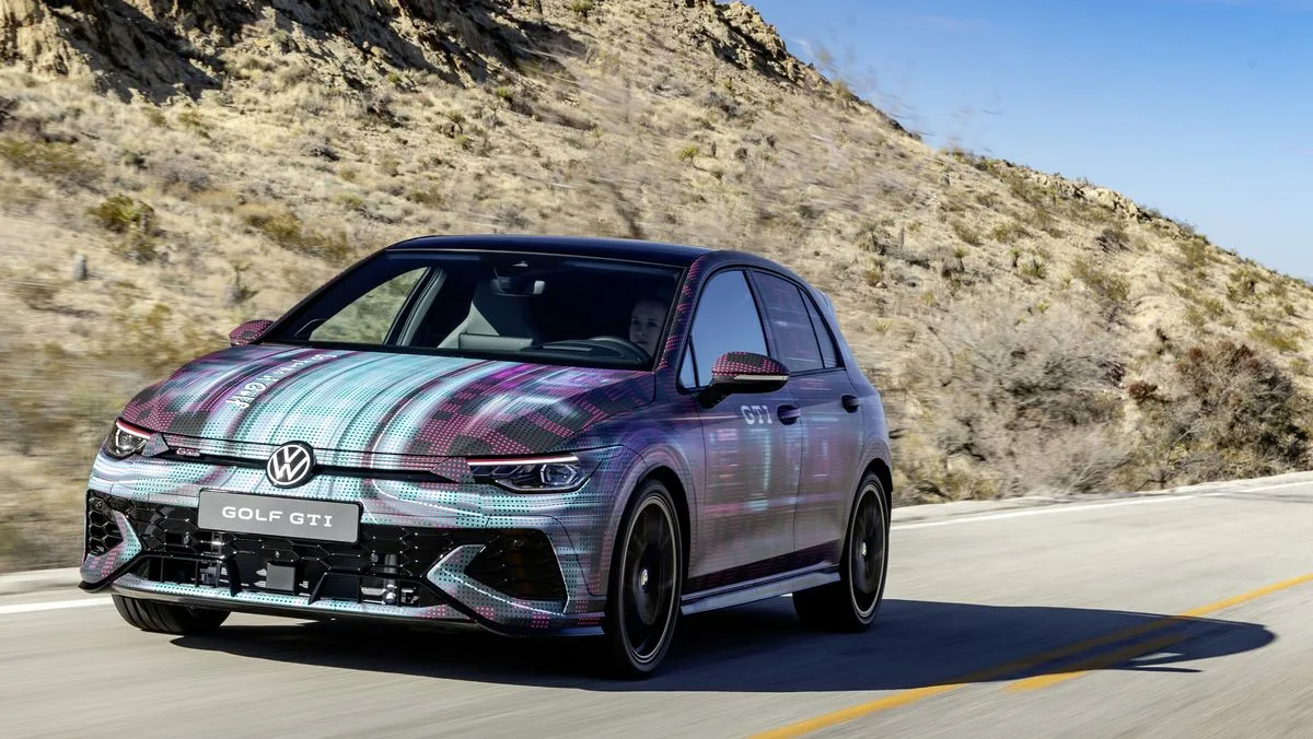 فولكس واجن تقدم إصدار GTI Clubsport احتفالاً بالذكرى الخمسين لطراز الجولف