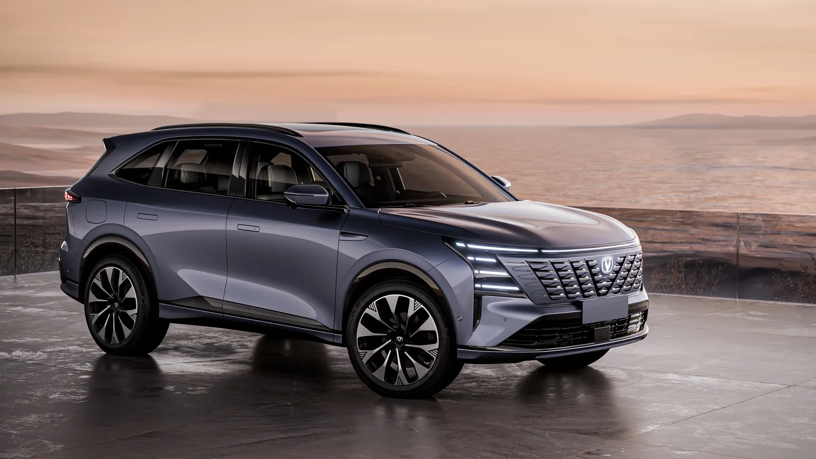 شانجان تكشف عن CS75 بلس الجديدة لعام 2025