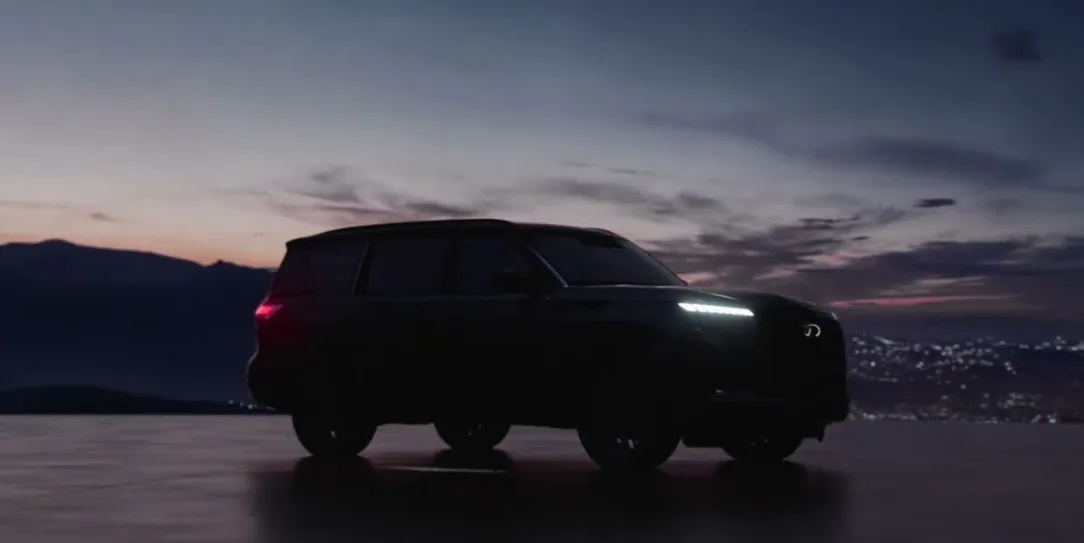 انفينيتي QX80 بلاك اديشن 2025 تظهر رقمياً على الانترنت