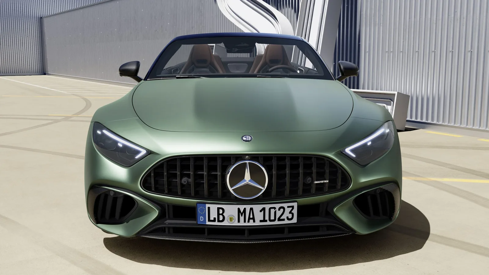 5 نقاط مهمة حول سيارة مرسيدس AMG SL63 E-Performance