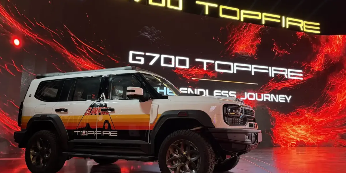 مراجعة G700 Topfire وأدائه
